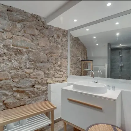 La Confidentielle - Balneo - Sauna - Hypercentre - Ac