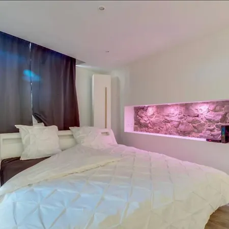 La Confidentielle - Balneo - Sauna - Hypercentre - Ac Apartment *